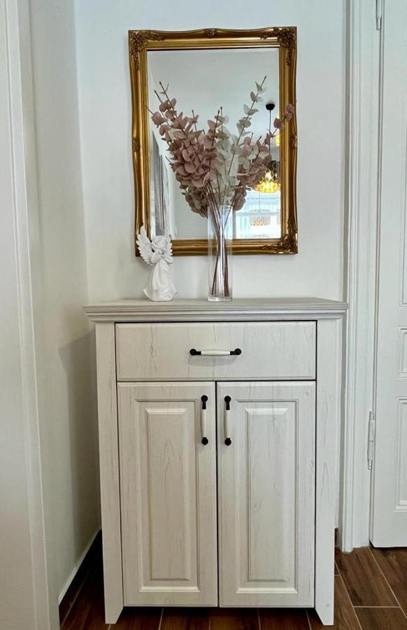 Appartamento Lux Apartmans Pola Esterno foto