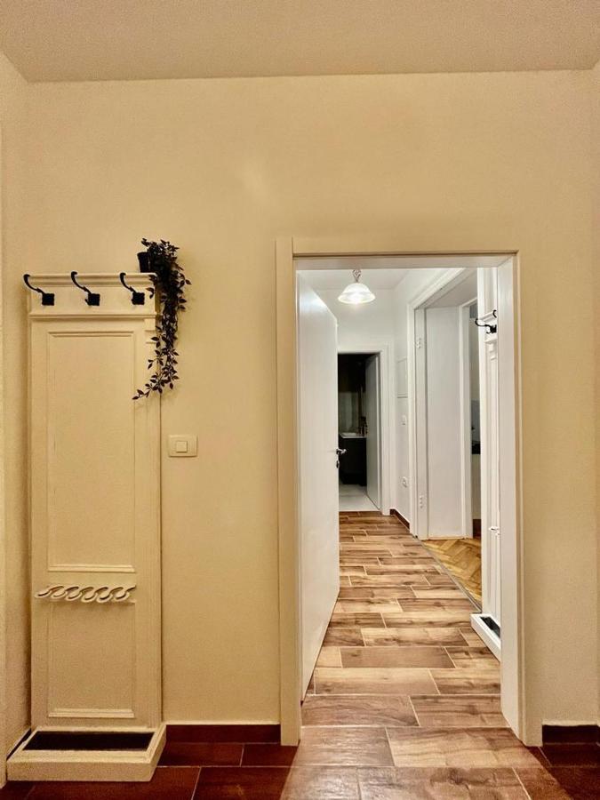 Appartamento Lux Apartmans Pola Esterno foto